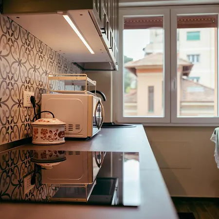 Eleganza E Arte A Citta Giardino Appartement Rome