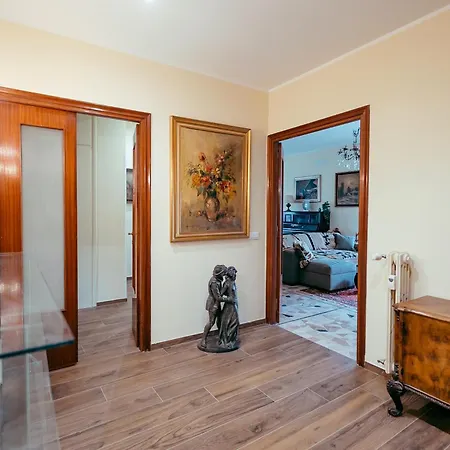 Eleganza E Arte A Citta Giardino Appartement Rome